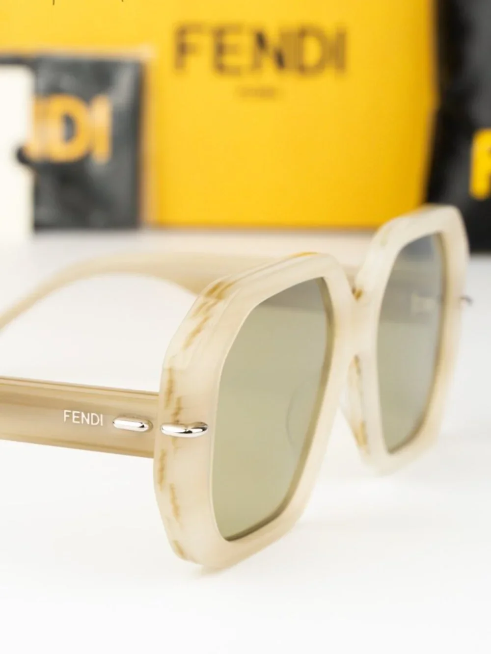 Fendi Women Sunglasses Square Brown Silver Mirror FE40173I 60Q NEW AUTHENTIC